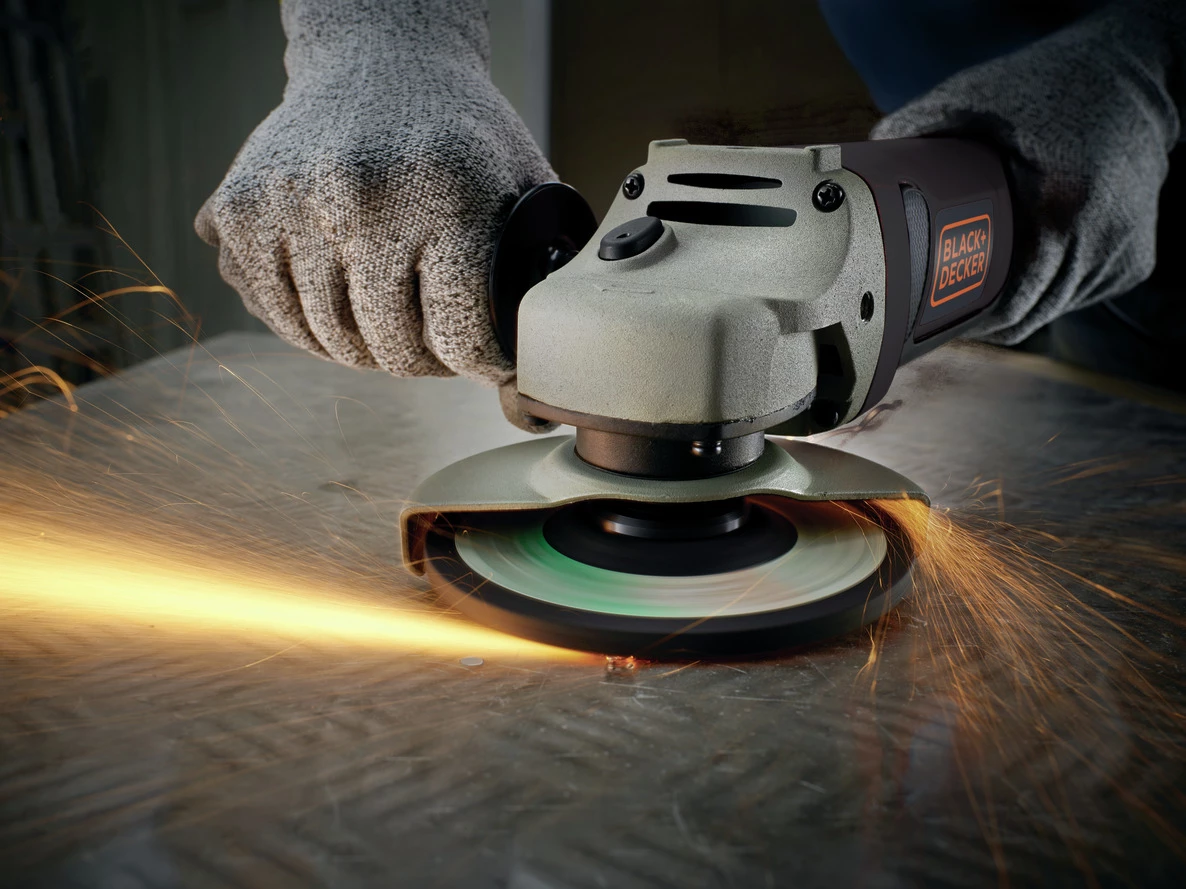 Black & Decker KG1202K-QS Meuleuse D'angle 1200 Watt 125 Mm 4 Black & Decker KG1202K-QS Meuleuse D'angle 1200 Watt 125 Mm – Image 4